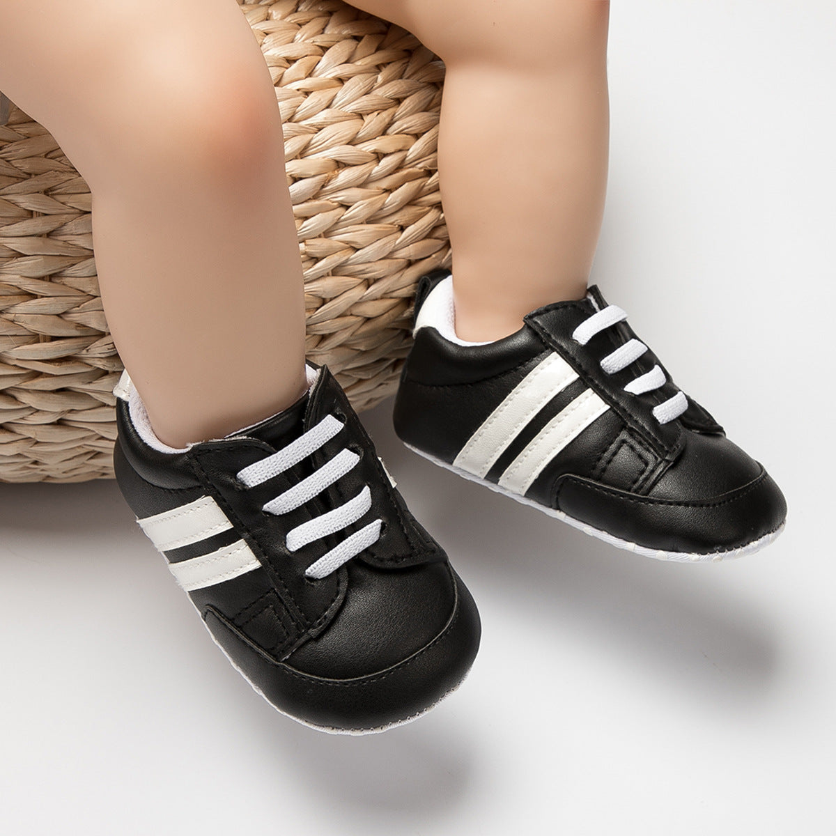 Baby First Walker Sneakers – Soft Sole Non-Slip Toddler Shoes (6–18 Months)