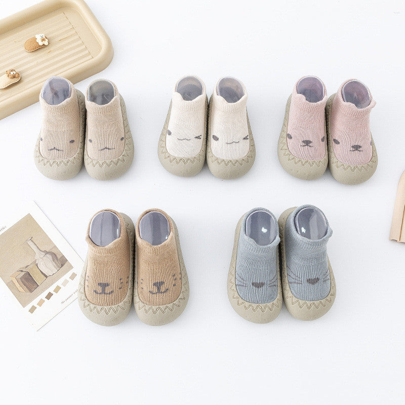 Baby Non-Slip Soft Sole First Walking Shoes – Cute Cotton Toddler Socks Shoes (0–24 Months)